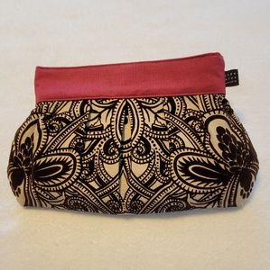 ❤SALE 2 FOR 30❤1154 Lill Studio clutch one of a kind pink black